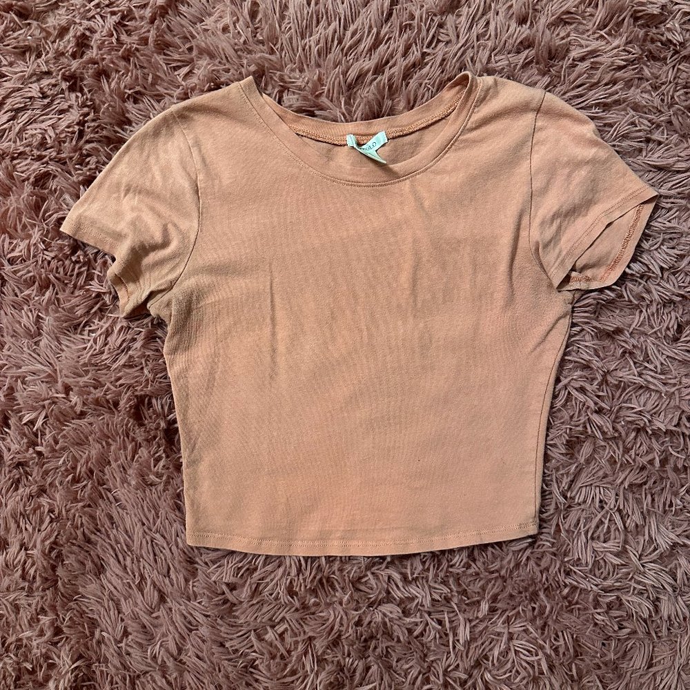 Cropped Pink Short Sleeve